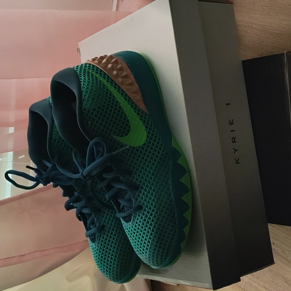Nike Kyrie 1